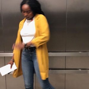 Meet your Posher, Leah